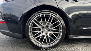 Porsche Panamera 4 2023