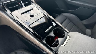 Porsche Panamera 4 2023