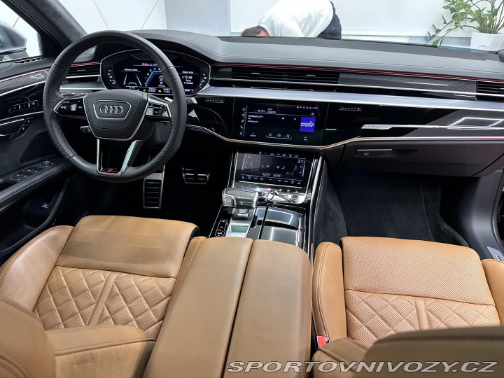 Audi S8 Quattro TV*HUD*PANO*360*C 2022