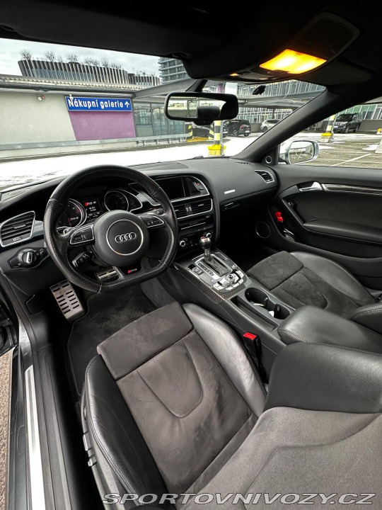 Audi RS5 2013