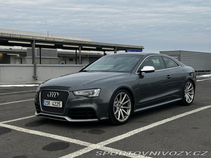 Audi RS5 2013