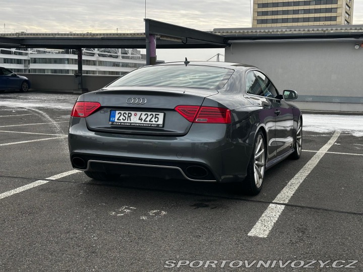 Audi RS5 2013
