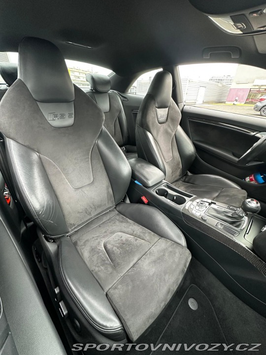 Audi RS5 2013