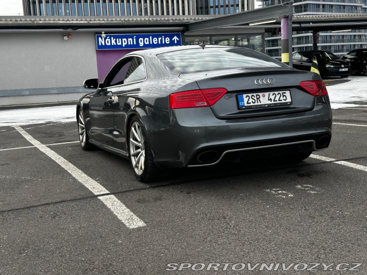 Audi RS5 2013