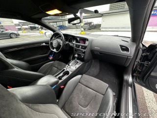 Audi RS5  2013