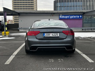 Audi RS5  2013