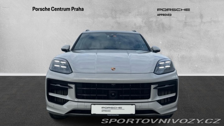 Porsche Cayenne GTS 2025
