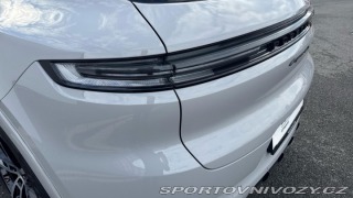 Porsche Cayenne GTS 2025
