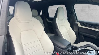 Porsche Cayenne GTS 2025