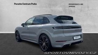 Porsche Cayenne GTS 2025