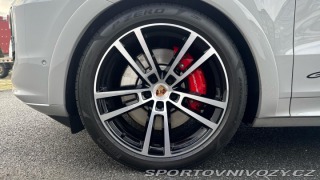 Porsche Cayenne GTS 2025