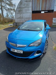 Opel Astra OPC 2012
