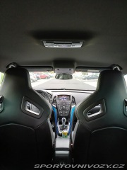 Opel Astra OPC 2012