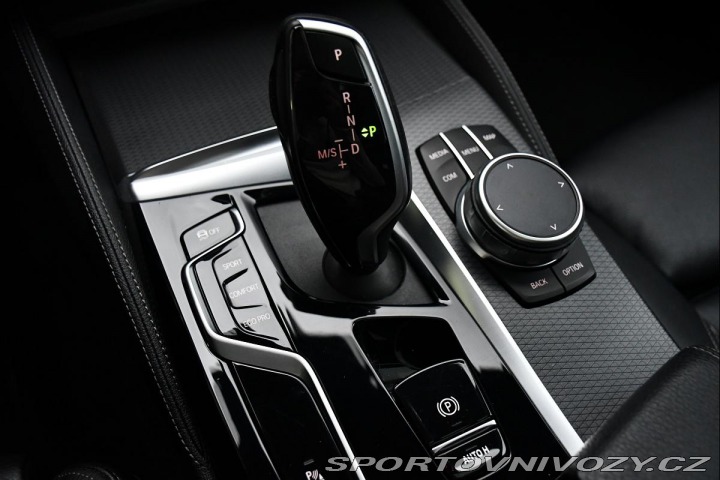 BMW 5 530d xD M-SPORT REZERVACE 2021