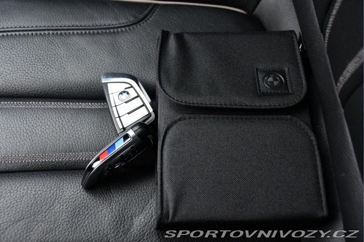 BMW 5 530d xD M-SPORT REZERVACE 2021