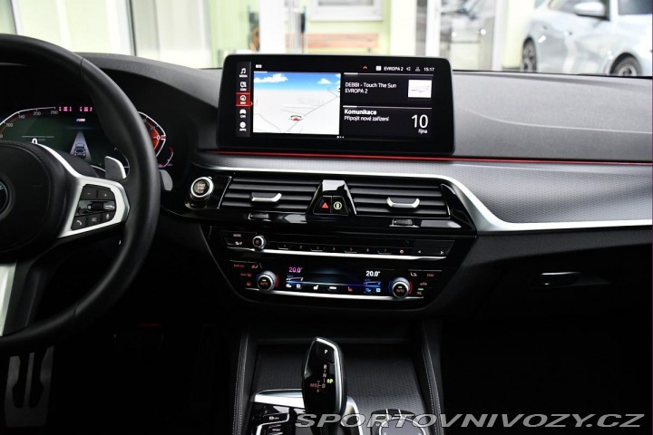 BMW 5 530d xD M-SPORT REZERVACE 2021
