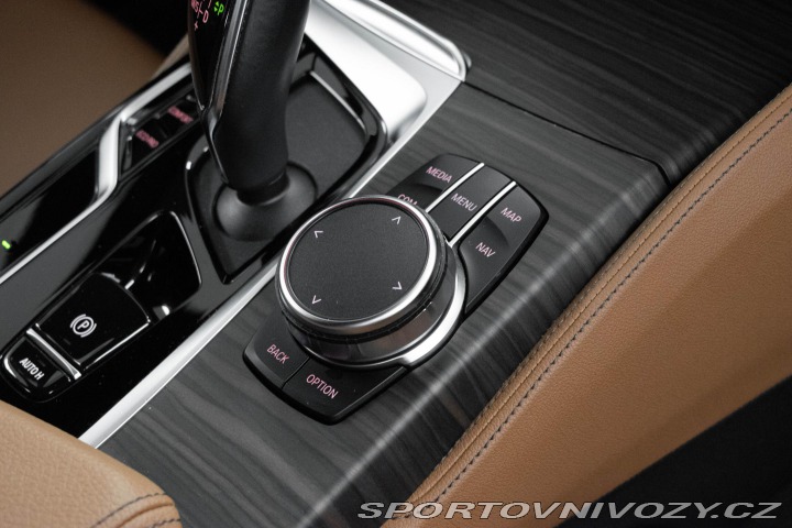 BMW 5 530d xD ///M*ZÁRUKA*DPH*Č 2023