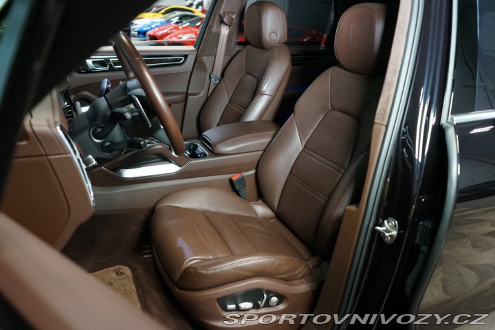 Porsche Cayenne TURBO*BURM*PCCB*PASM*360* 2018