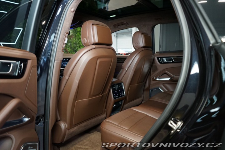 Porsche Cayenne TURBO*BURM*PCCB*PASM*360* 2018