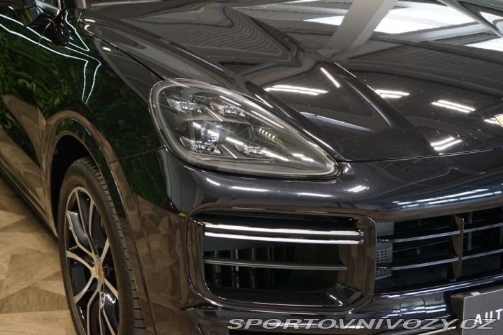 Porsche Cayenne TURBO*BURM*PCCB*PASM*360* 2018