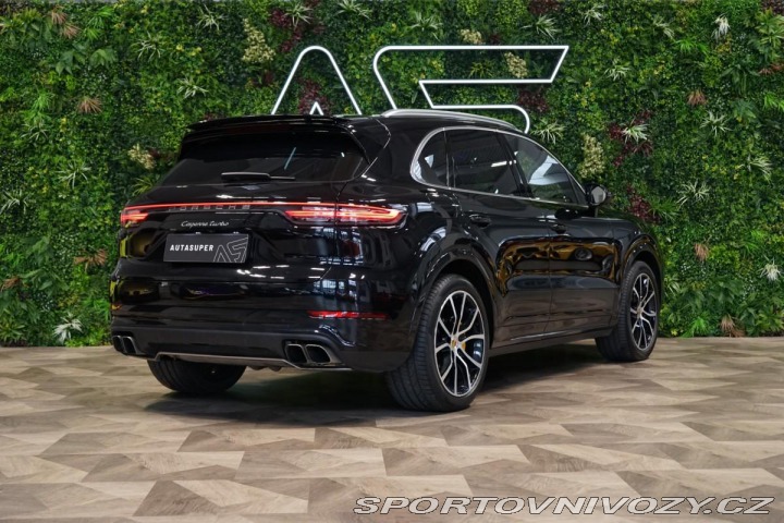 Porsche Cayenne TURBO*BURM*PCCB*PASM*360* 2018