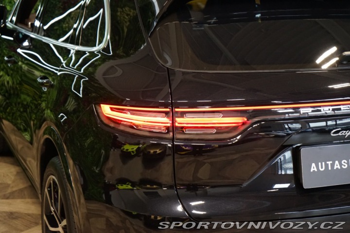 Porsche Cayenne TURBO*BURM*PCCB*PASM*360* 2018