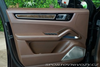 Porsche Cayenne TURBO*BURM*PCCB*PASM*360* 2018