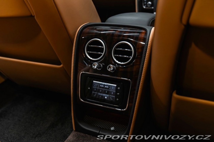 Bentley Flying Spur 4.0 V8 1800