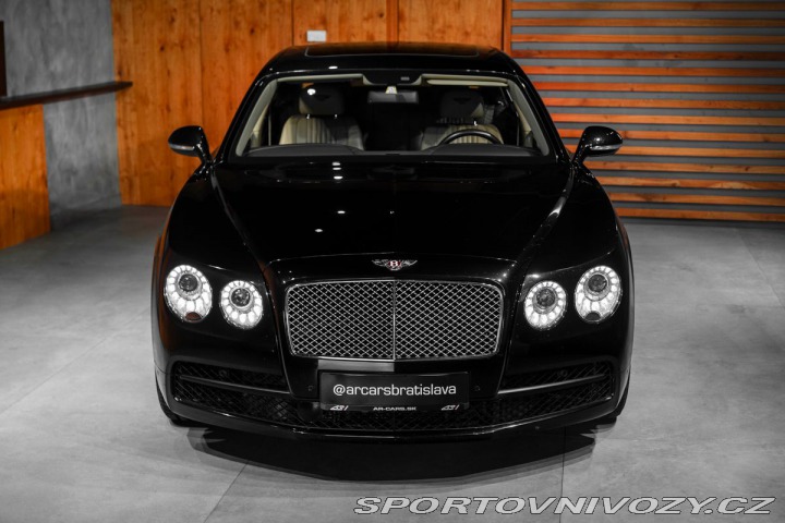 Bentley Flying Spur 4.0 V8 1800