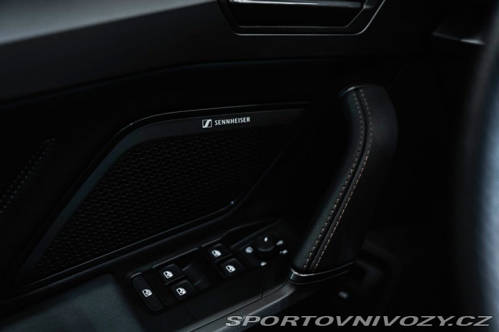 Cupra Formentor 1.5 eTSI 110 kW, Sennheis 2025