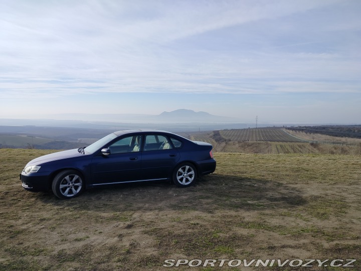Subaru Legacy spec B, MT 2004