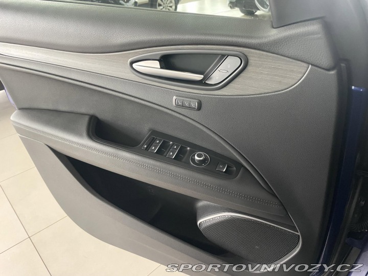 Alfa Romeo Stelvio 2,0TI 206kW Q4*KeyLess*Ka 2023
