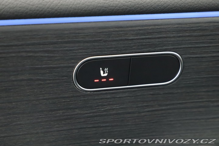 Mercedes-Benz CLA AMG 200 2025