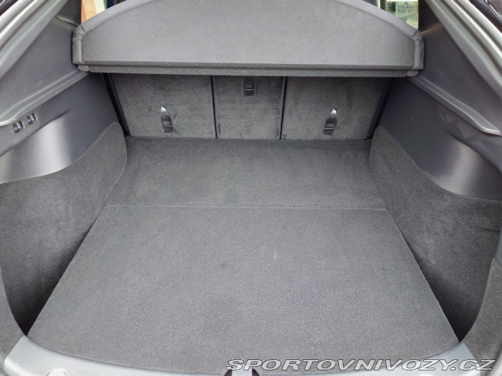 Tesla Model Y Long Range Dual Motor 378 2022