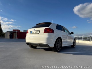 Audi S3  1800