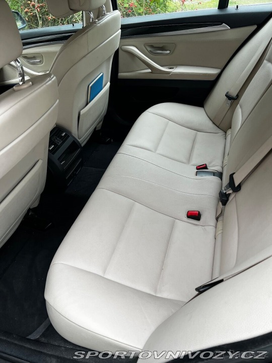 BMW 5 2,5 F10, 525d (6ti vále 2010