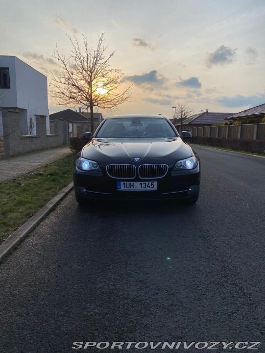 BMW 5 2,5 F10, 525d (6ti vále 2010