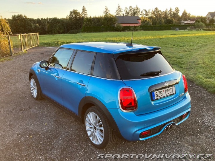 Mini Cooper 2,0 S F55, 5 dveřové 2018