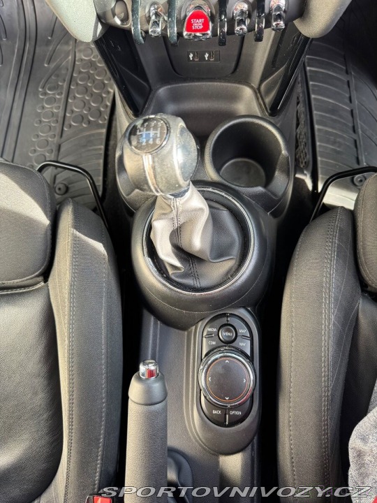 Mini Cooper 2,0 S F55, 5 dveřové 2018