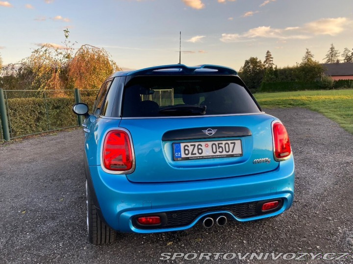 Mini Cooper 2,0 S F55, 5 dveřové 2018