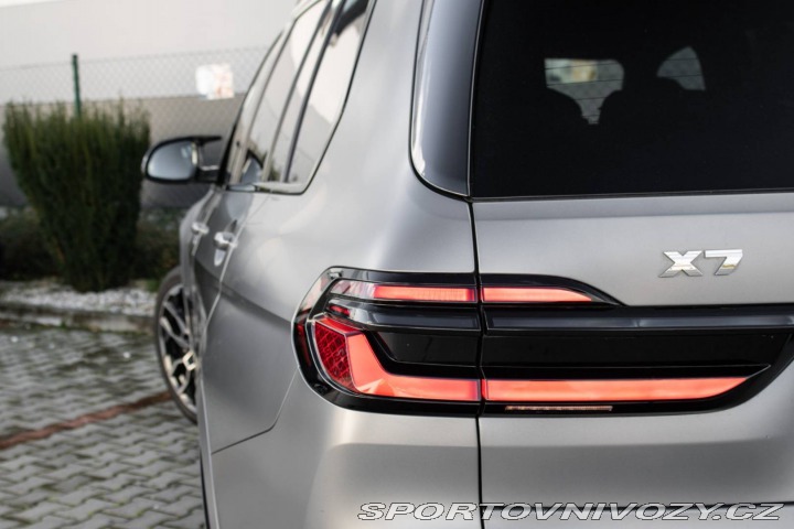 BMW X7 xDrive M60i mHEV A/T 2024
