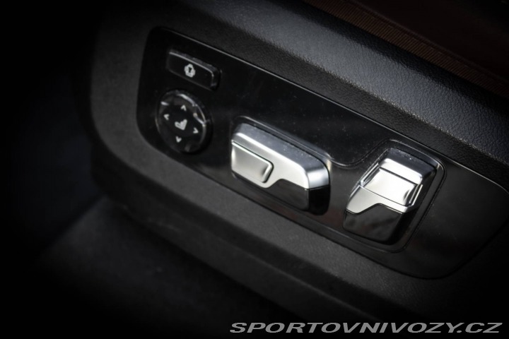 BMW X7 xDrive M60i mHEV A/T 2024