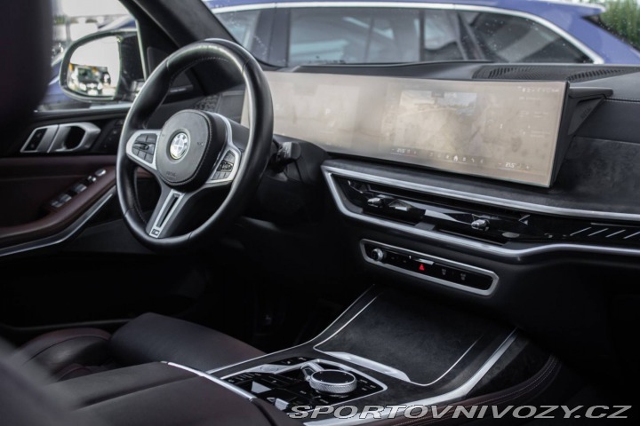 BMW X7 xDrive M60i mHEV A/T 2024