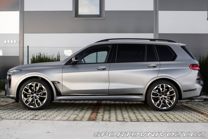 BMW X7 xDrive M60i mHEV A/T 2024