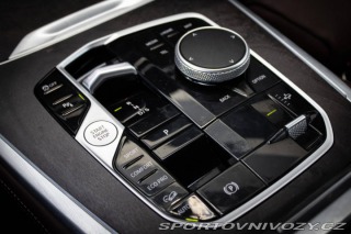 BMW X7 xDrive M60i mHEV A/T 2024