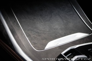 BMW X7 xDrive M60i mHEV A/T 2024