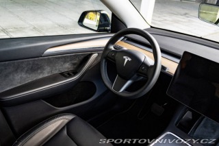 Tesla Model Y Long Range 378kW / TOP S 2024