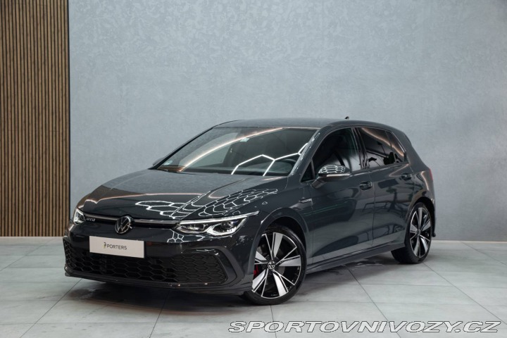 Volkswagen Golf 2021