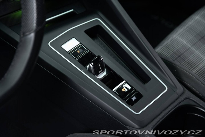 Volkswagen Golf 2021