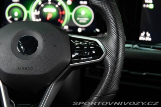 Volkswagen Golf  2021